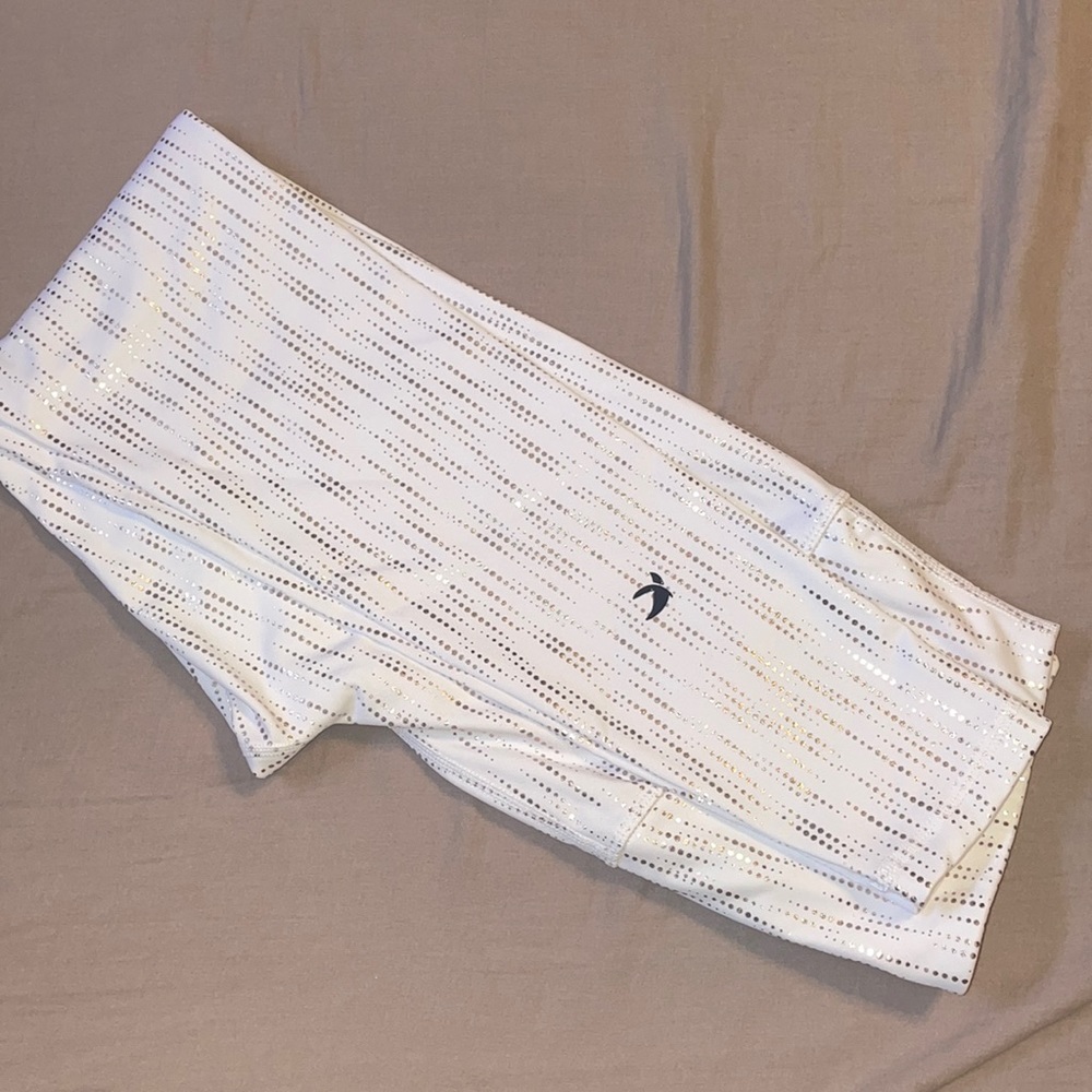 Glyder White w/ gold foil dots workout leggings size small